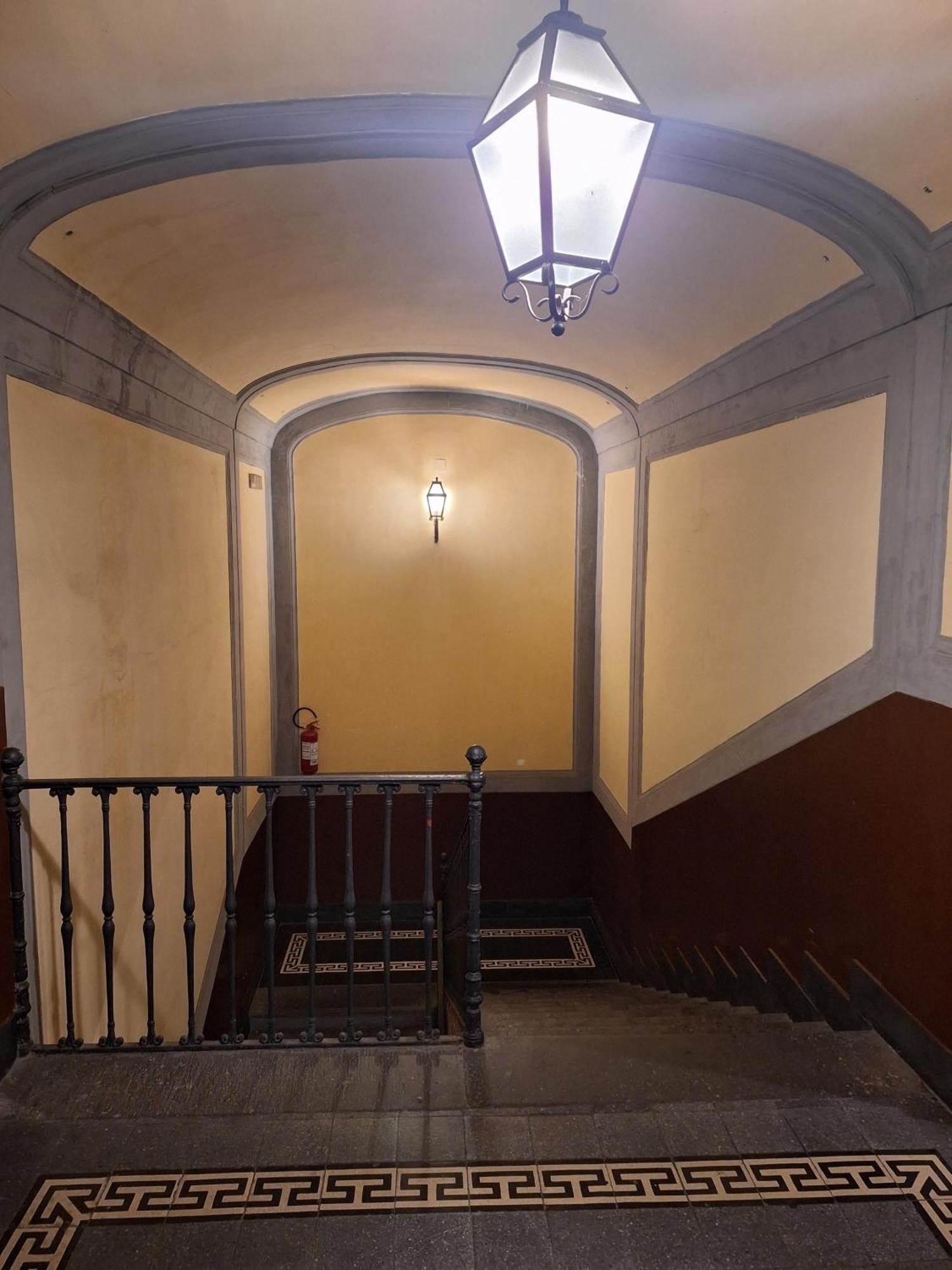 Donna Rita Apartment Наполи Екстериор снимка