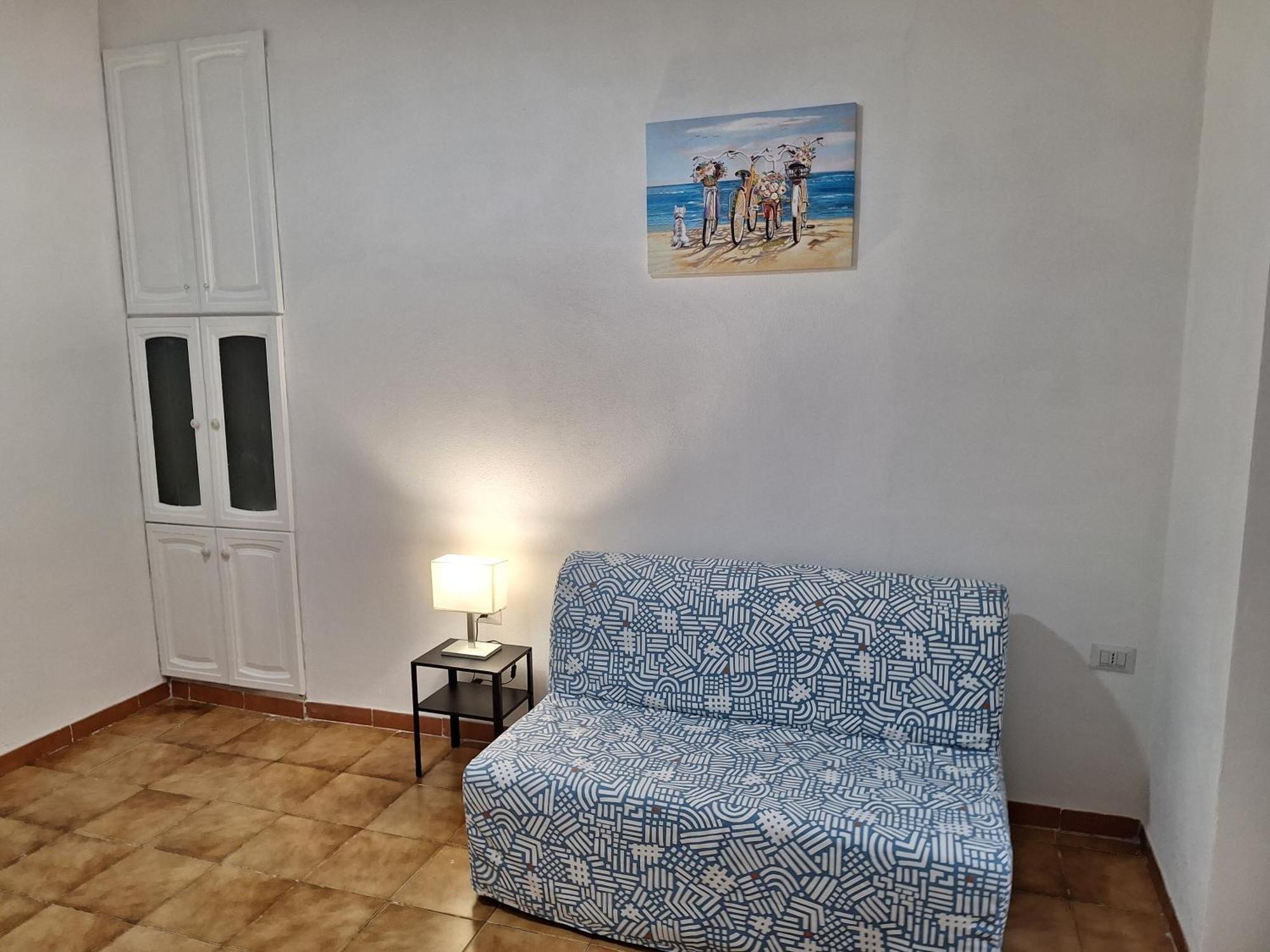 Donna Rita Apartment Наполи Екстериор снимка